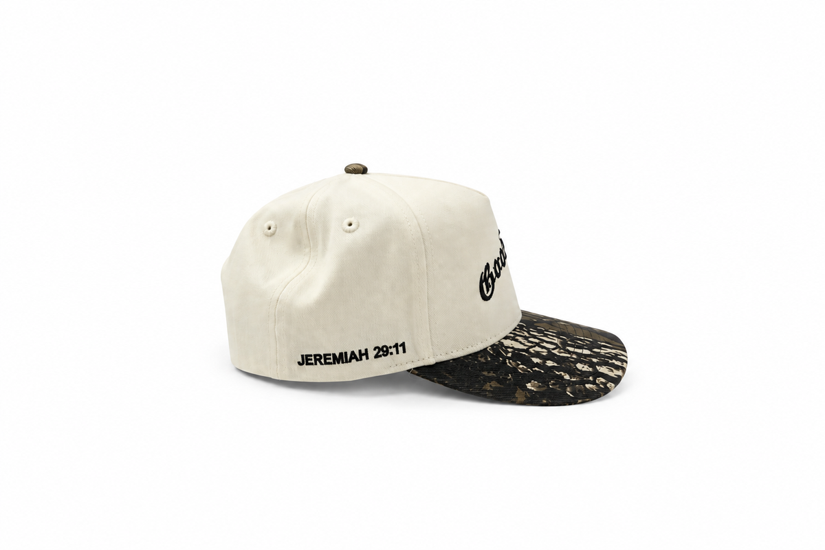 Camo Brim Jeremiah 29:11